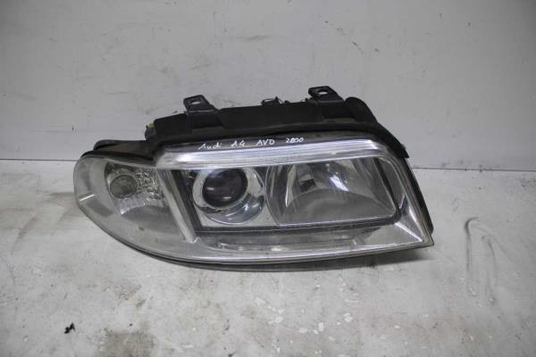 PHARE DROIT AUDI A4 B5 1997-2000 - Vue 1